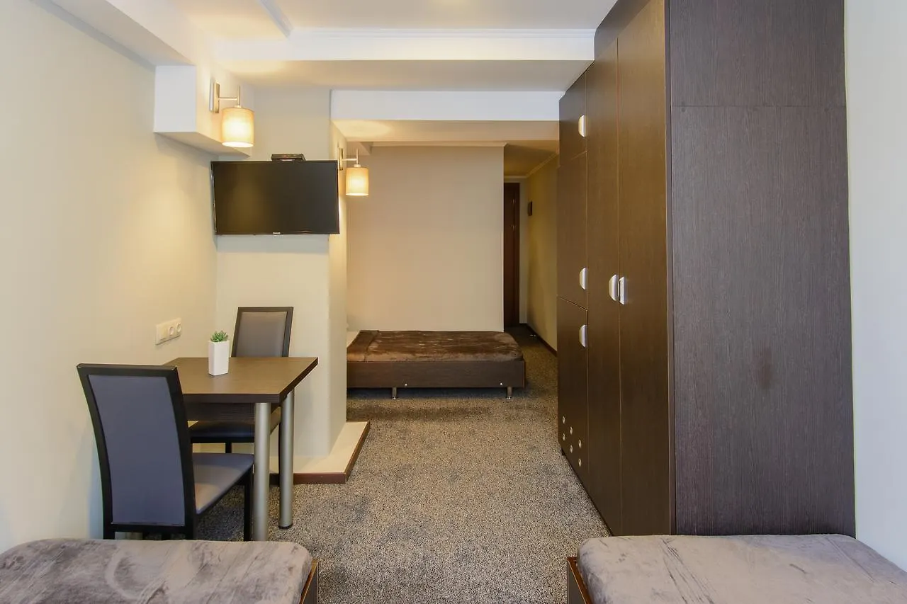 Hotel Reverence Tbilisi 3*,  Georgien